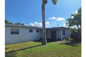 3961 Park Ln Palm Springs, FL 33406 - Off Market