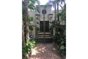 3235 SW 58th Ct, Miami, FL 33155, - MLS#A11814643