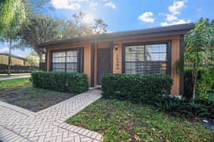 10300 Laurel Ct, Pembroke Pines, FL 33026, Sold 07/29/25