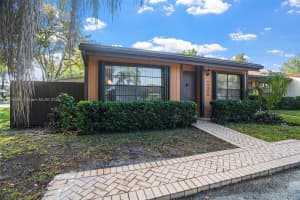 10300 Laurel Ct, Pembroke Pines, FL 33026, Sold 07/29/25