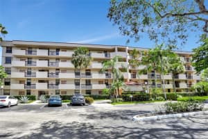 2768 S Carambola Cir S 304, Coconut Creek, FL 33066 - MLS#A11814699