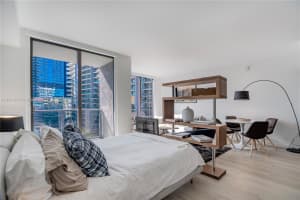 31 SE 6th St APT 2205, Miami, FL 33131, - MLS#A11814713