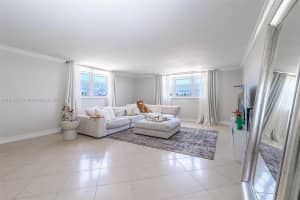 1811 Jefferson St APT 710, Hollywood, FL 33020, - MLS#A11814756