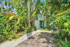 2591 Trapp Ave, Miami, FL 33133, Sold 08/18/25