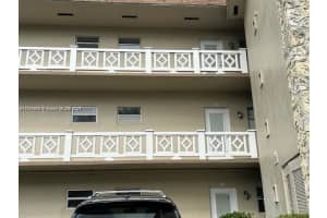 5103 NW 35th St APT 503, Lauderdale Lakes, FL 33319, Sold 11/24/25