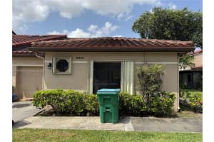 3313 W Inverrary Blvd W Lauderhill, FL 33319 - MLS#A11814922