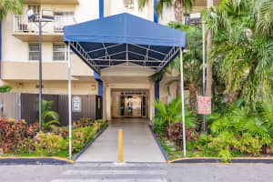 801 NW 47th Ave APT 409W, Miami, FL 33126, Sold 09/12/25