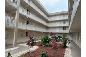 6195 NW 186th St APT 213, Hialeah, FL 33015, - MLS#A11814956