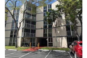 6955 Nw 186 Street F301, Hialeah