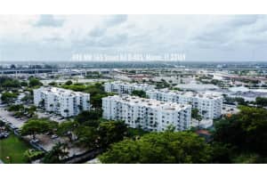 498 Nw 165th St Rd D-405, Miami