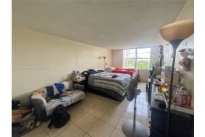 498 Nw 165th St Rd D-405 Miami, FL 33169 - MLS#A11815044