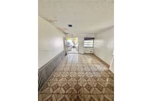 975 SW 89th Ave, Miami, FL 33174, Sold 06/27/25