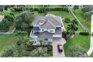 15852 Sw 15th St, Davie
