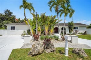 10711 SW 70th St, Miami, FL 33173, Sold 07/25/25