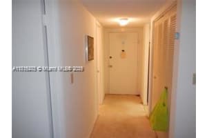 2025 NE 164th St APT 615, North Miami Beach, FL 33162, - MLS#A11815273