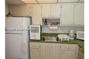 2025 NE 164th St APT 615, North Miami Beach, FL 33162, - MLS#A11815273