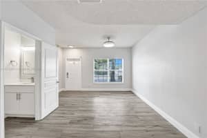 16607 Hemingway Dr, Weston, FL 33326, - MLS#A11815293
