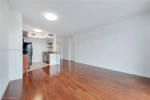 7280 SW 90th St e208, Miami, FL 33156, Sold 07/31/25