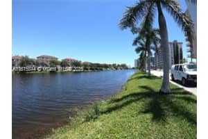 2025 Ne 164th St 405, North Miami Beach