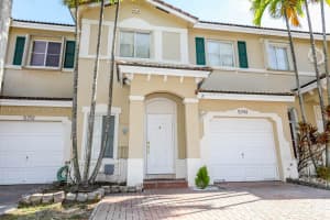 5741 Nw 112th Ct 5741 Doral, FL 33178 - MLS#A11815419
