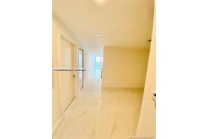 16385 Biscayne Boulevard, North Miami Beach, FL 33160 - MLS#A11815434
