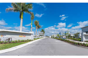 725 SE 13th St Cir #725, Homestead, FL 33034, - MLS#A11815440