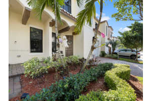 20930 Nw 1st St Pembroke Pines, FL 33029 - MLS#A11815453