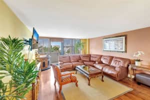 10101 Bay Harbor Drive, Bay Harbor Islands, FL 33154 - MLS#A11815463