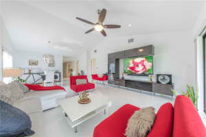 16189 Laurel Dr 25 Weston, FL 33326 - MLS#A11815620