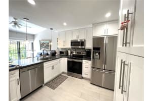 10830 SW 72nd St, Miami, FL 33173, Sold 07/22/25