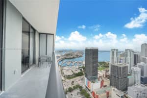 601 Ne 1 St Ph 5008, Miami