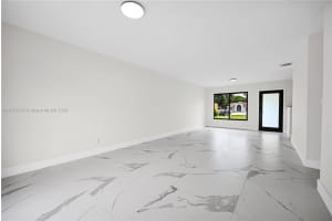 100 SW 7th St #1-2, Hallandale Beach, FL 33009, - MLS#A11815745
