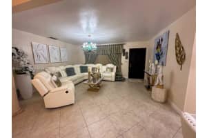 300 NW 77th Way, Pembroke Pines, FL 33024, - MLS#A11815782