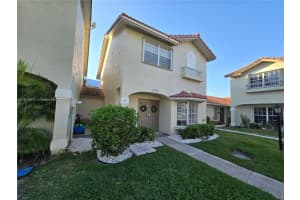 10875 Nw 8th St, Pembroke Pines