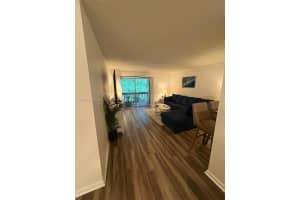 1810 NW 23rd Blvd 103, Gainesville, FL 32605 - MLS#A11815891