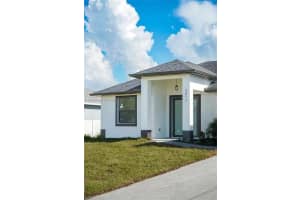 3017 4th St W, Lehigh Acres, FL 33971, - MLS#A11815924
