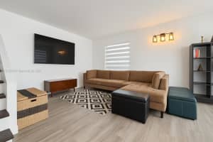 4700 SW 67th Ave APT P11, Miami, FL 33155, - MLS#A11815943