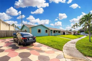 722 NW 170th St, Miami, FL 33169, - MLS#A11815988