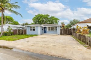 1023 N F St, Lake Worth Beach, FL 33460, Sold 08/13/25
