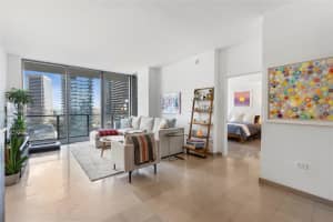 88 SW 7th St Apartment 1205, Miami, FL 33130, - MLS#A11816086
