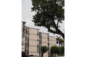 6995 Nw 186th St E406, Hialeah