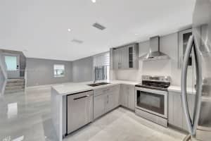 9883 SW 2nd St, Plantation, FL 33324, Sold 08/08/25