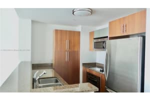 300 S Biscayne Blvd 2705, Miami, FL 33131 - MLS#A11816168