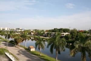 2025 Ne 164th St 414, North Miami Beach