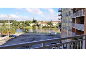 2025 NE 164th St APT 414, North Miami Beach, FL 33162, - MLS#A11816171