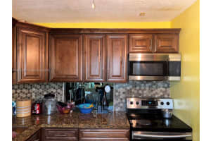 301 Cambridge Rd 302, Hollywood