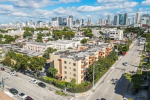 677 Sw 9th Ave 309, Miami
