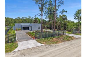 1902 Della Dr, Naples, FL 34117, - MLS#A11816335
