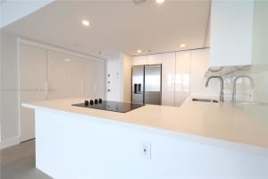 20515 E Country Club Dr APT 543, Aventura, FL 33180, Sold 07/23/25
