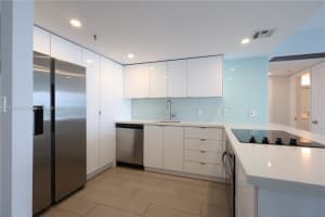 20515 E Country Club Dr APT 543, Aventura, FL 33180, Sold 07/23/25